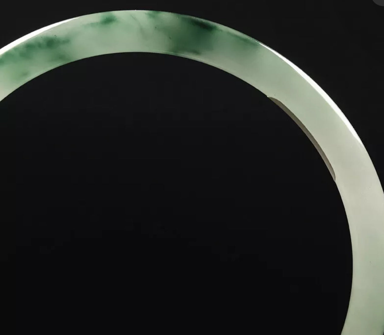 VINTAGE Medium Jadeite Green/White Jade Bangle Round Princess Thin Cut Size 58mm A151 - JazzyJewelbyAmina