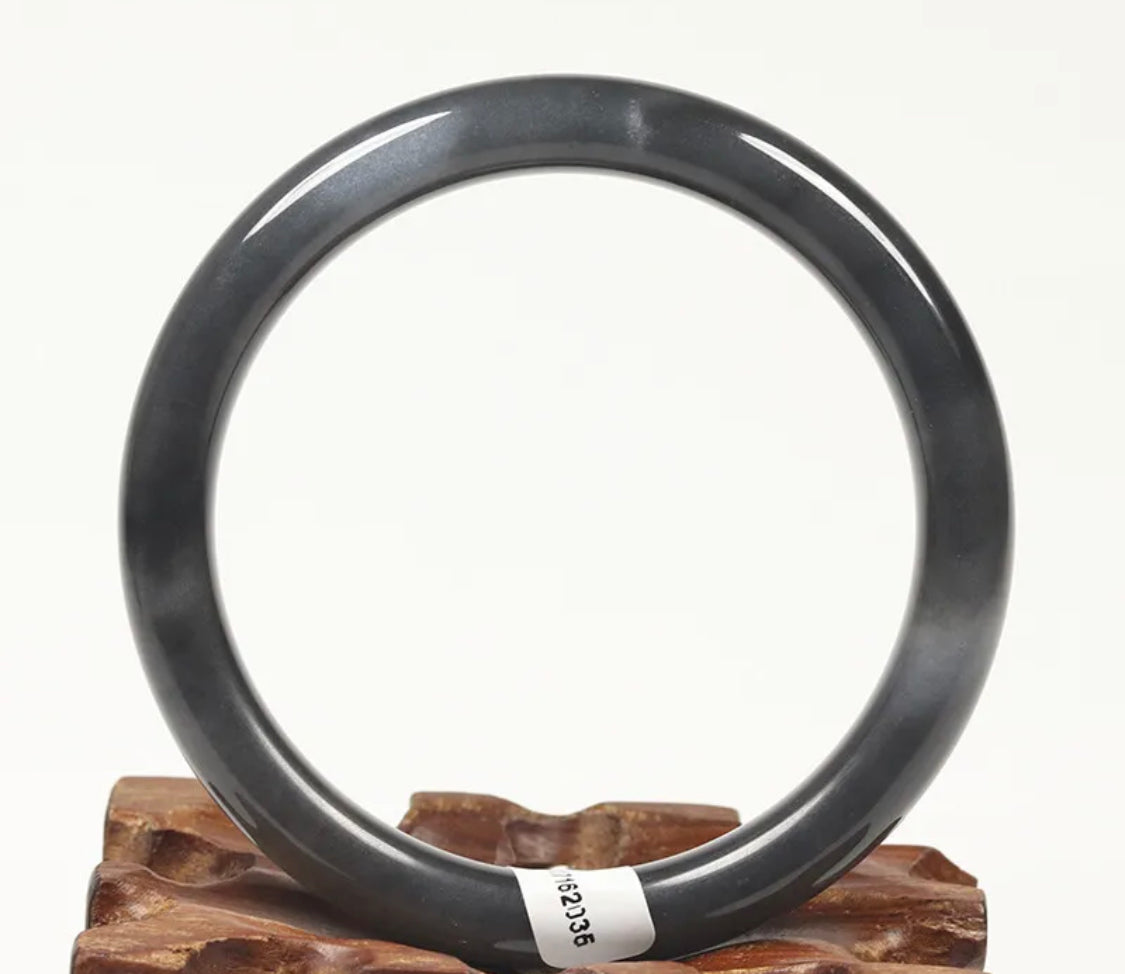 VINTAGE Small Jadeite Black/Gray Jade Bangle Size 55mm Certified J123 - JazzyJewelbyAmina
