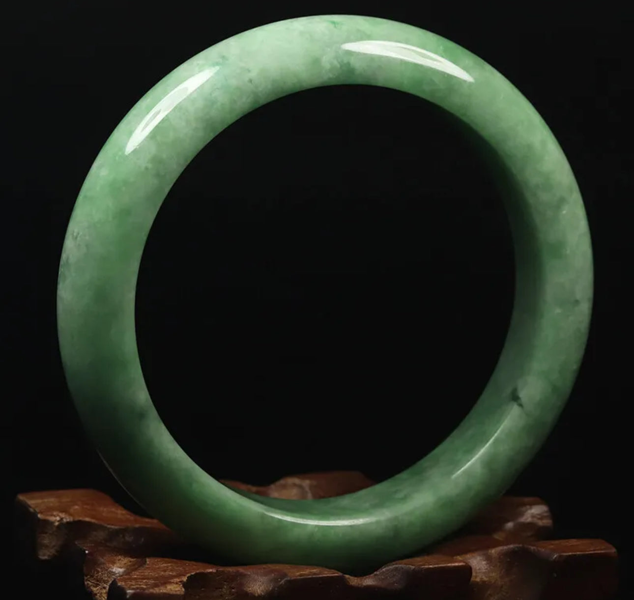 VINTAGE Medium Jadeite Green Jade Bangle Size 58mm U787 - JazzyJewelbyAmina
