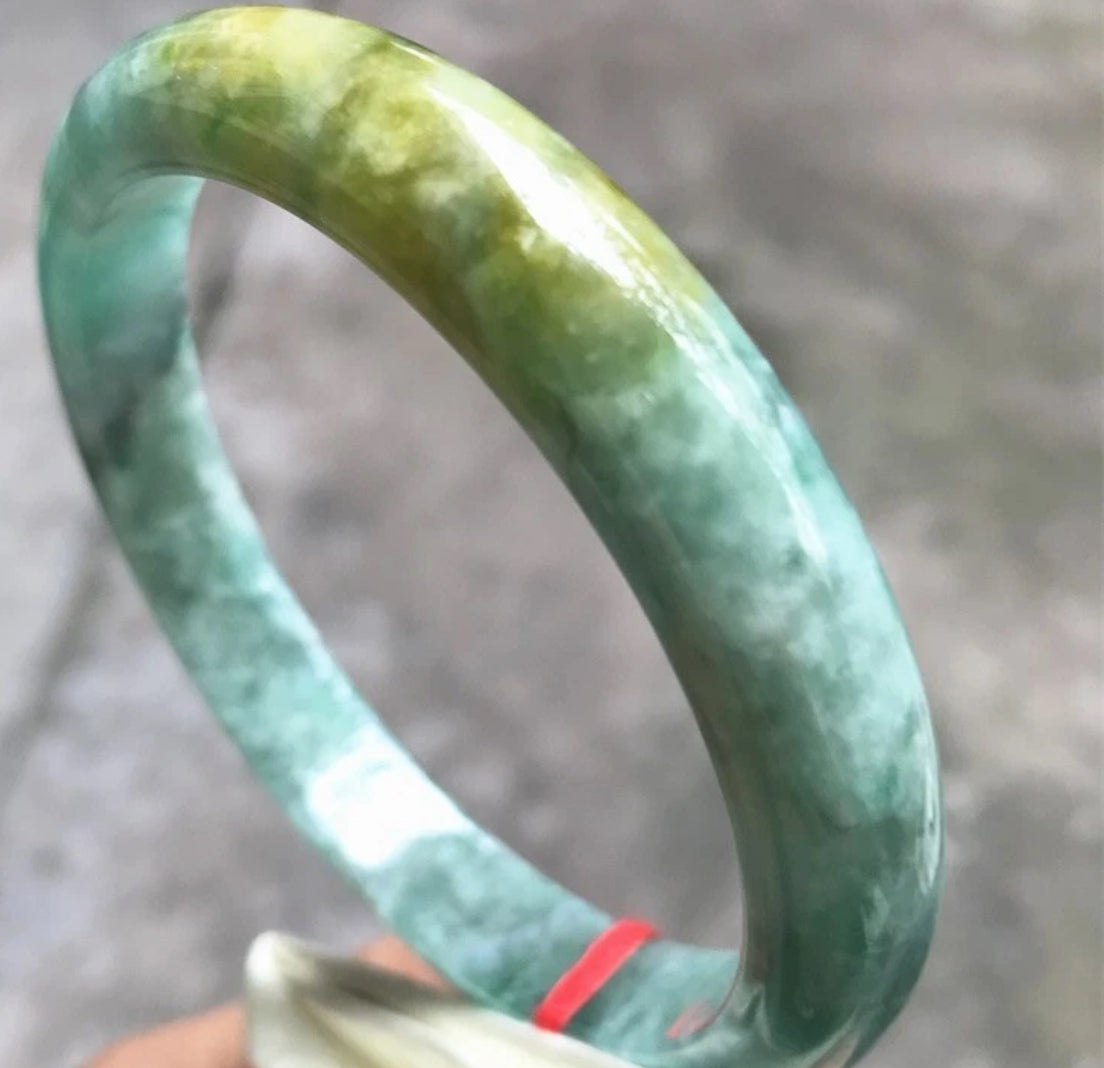 VINTAGE XXL Jadeite Green Jade Bangle w/ Hint of Yellow Jade Size 67.2 mm A847
