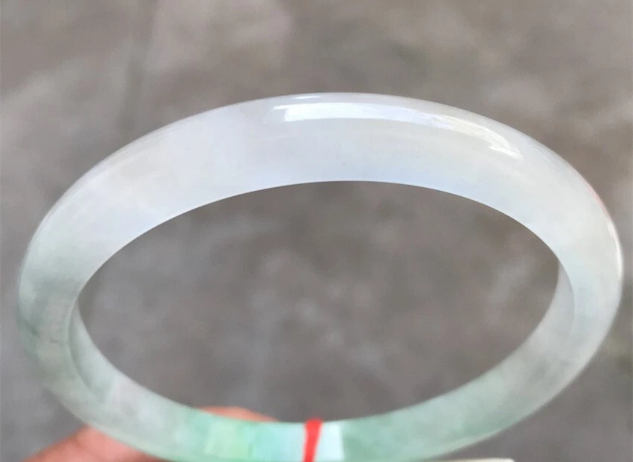 VINTAGE XXL Jadeite Green Icy Jade Bangle Size 66.8 MM Thin Round Bangle U629