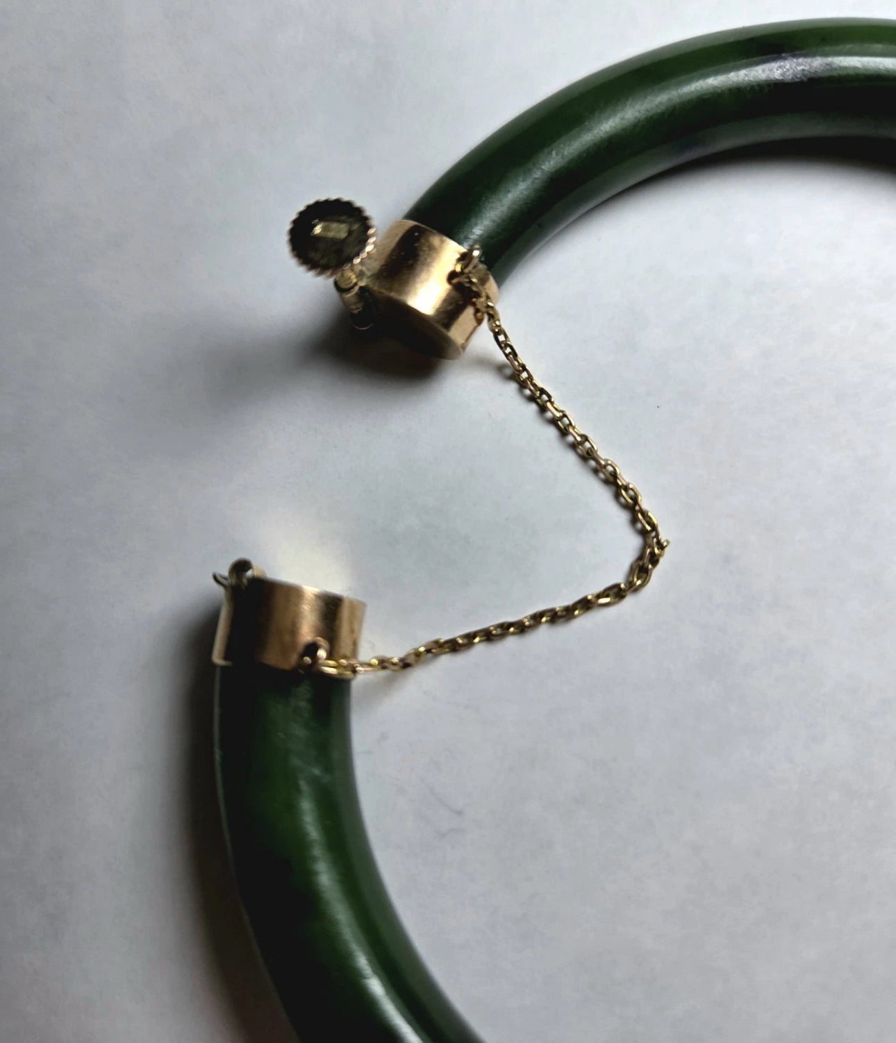 VINTAGE Owned 14K Yellow Gold Jadeite Deep Green Jade Bangle Hinged w/ Closure 7”Inner Diameter U0607 - JazzyJewelbyAmina