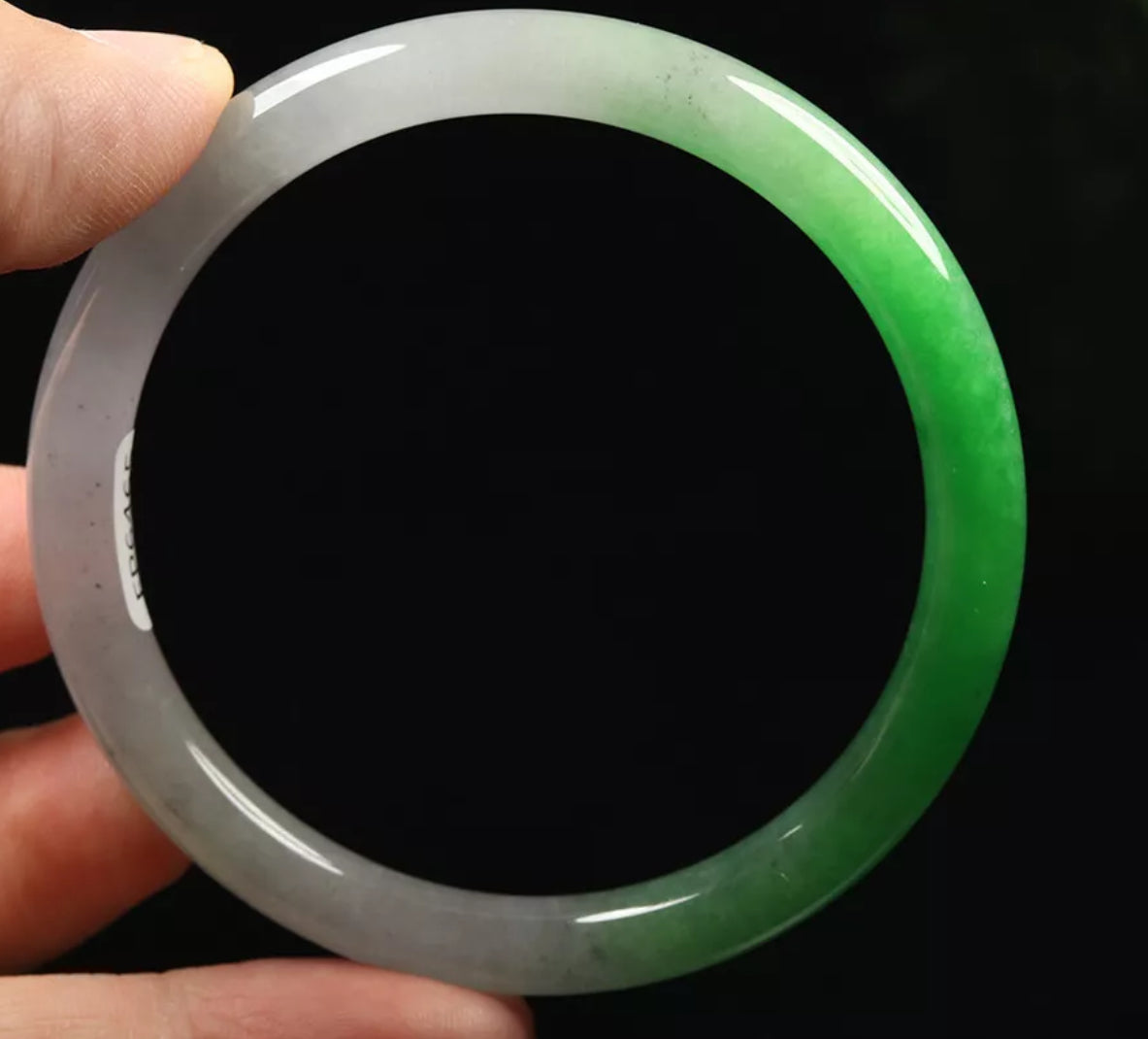 VINTAGE Medium Jadeite White Lavender Green Jade Bangle Size 58mm N465 - JazzyJewelbyAmina