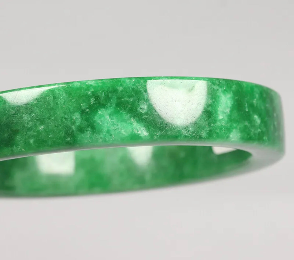 VINTAGE XXL Jadeite Green Jade Bangle Size 68mm - Imperial Green J817 - JazzyJewelbyAmina