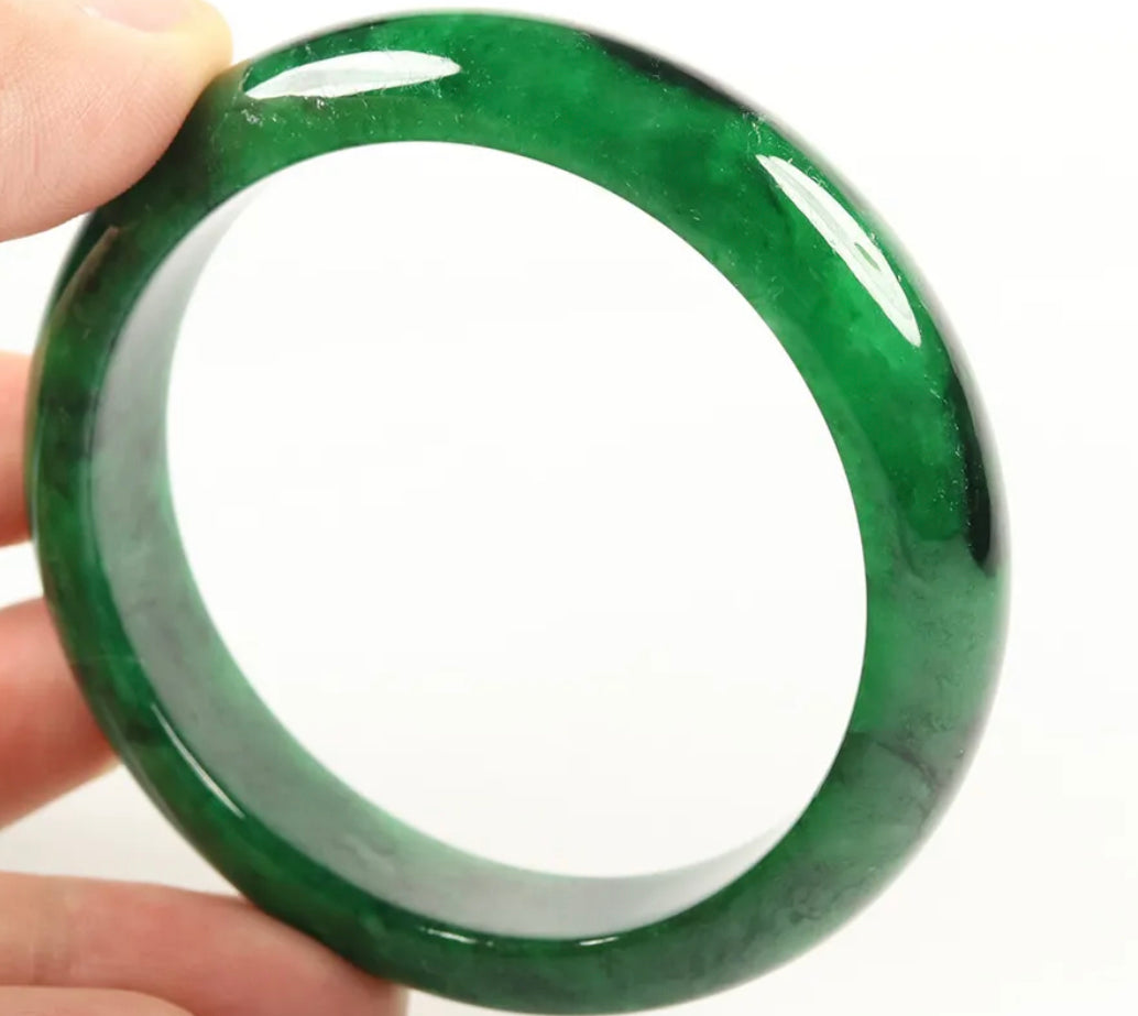 VINTAGE Medium Jadeite Green Jade Bangle Size 58mm F761 - JazzyJewelbyAmina
