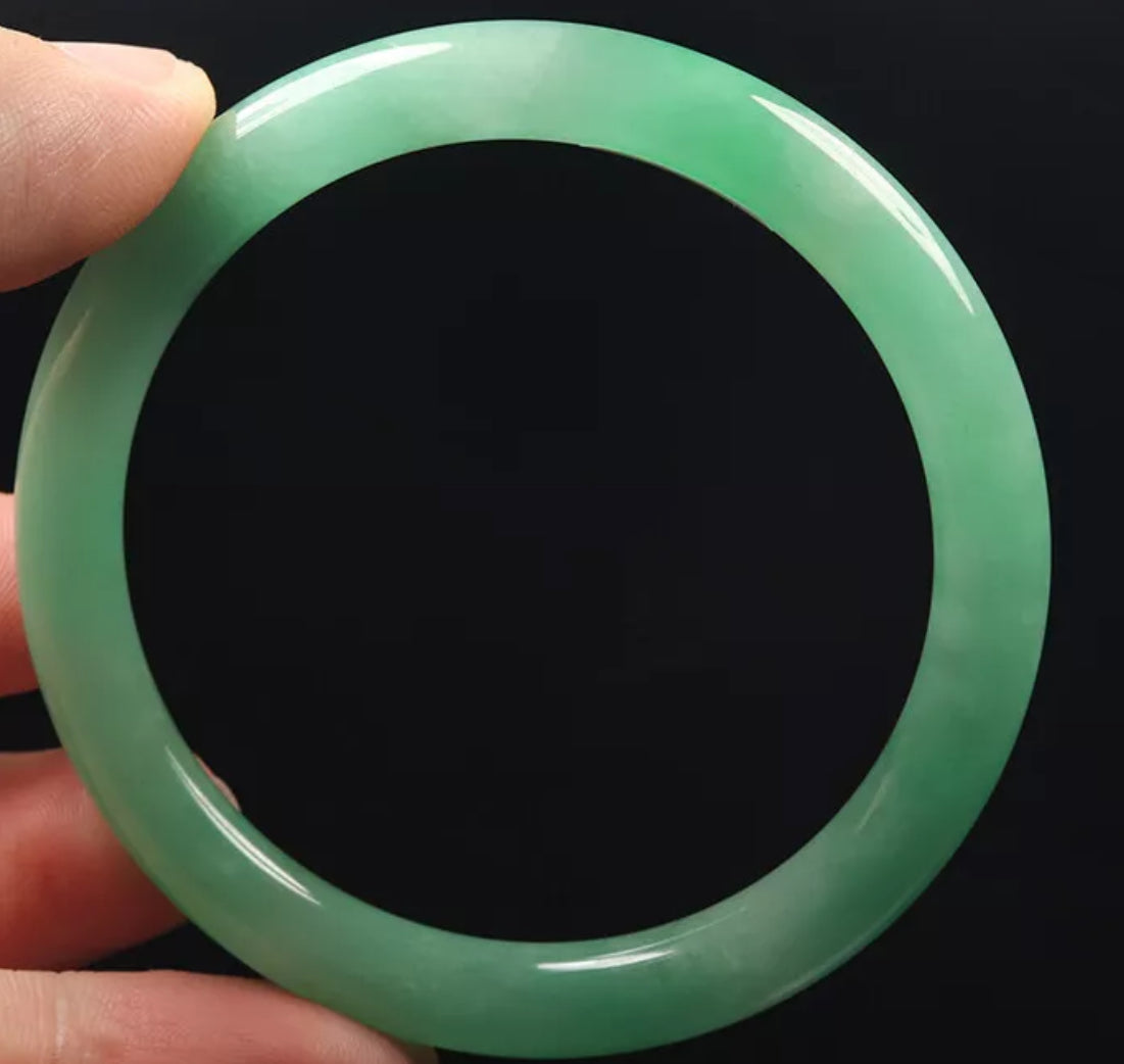 VINTAGE Medium Jadeite Green Jade Bangle Size 57mm S355 - JazzyJewelbyAmina
