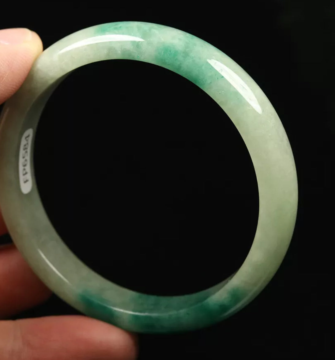 VINTAGE Small Jadeite Green Jade Bangle Size 56mm U584 - JazzyJewelbyAmina