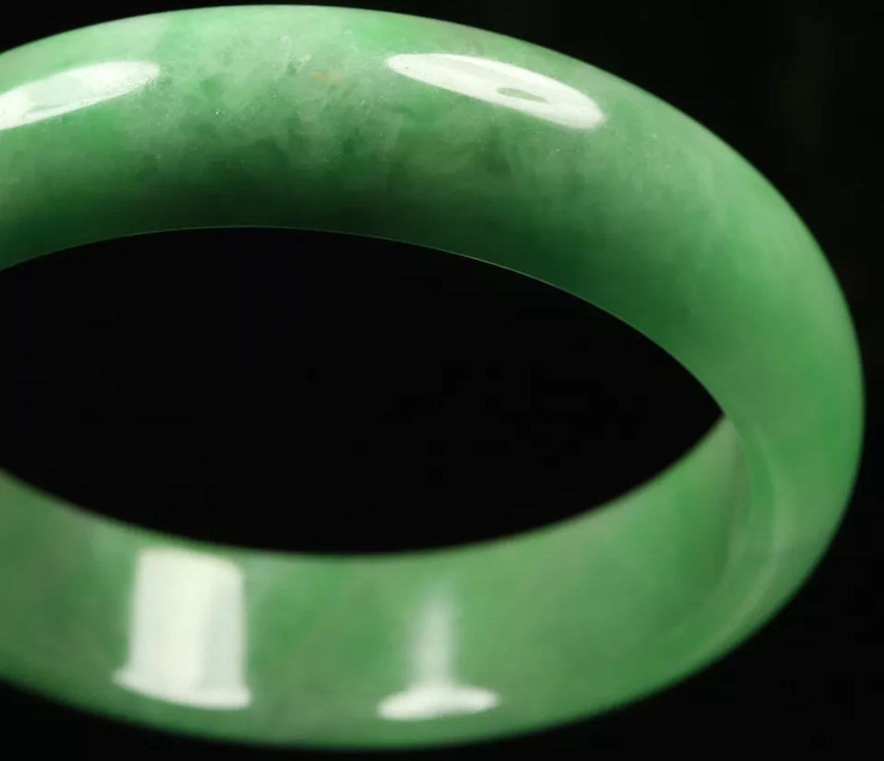 VINTAGE Large Jadeite Green Jade Bangle Size 60mm J791 - JazzyJewelbyAmina