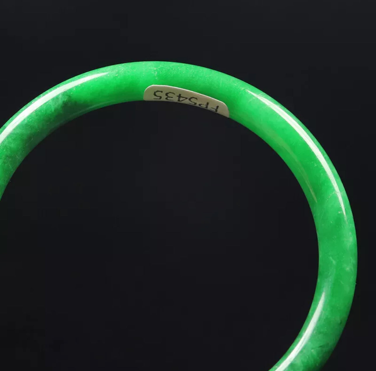 VINTAGE XS Jadeite Green Jade Bangle Round Princess Thin Cut Size 54mm A923 - JazzyJewelbyAmina