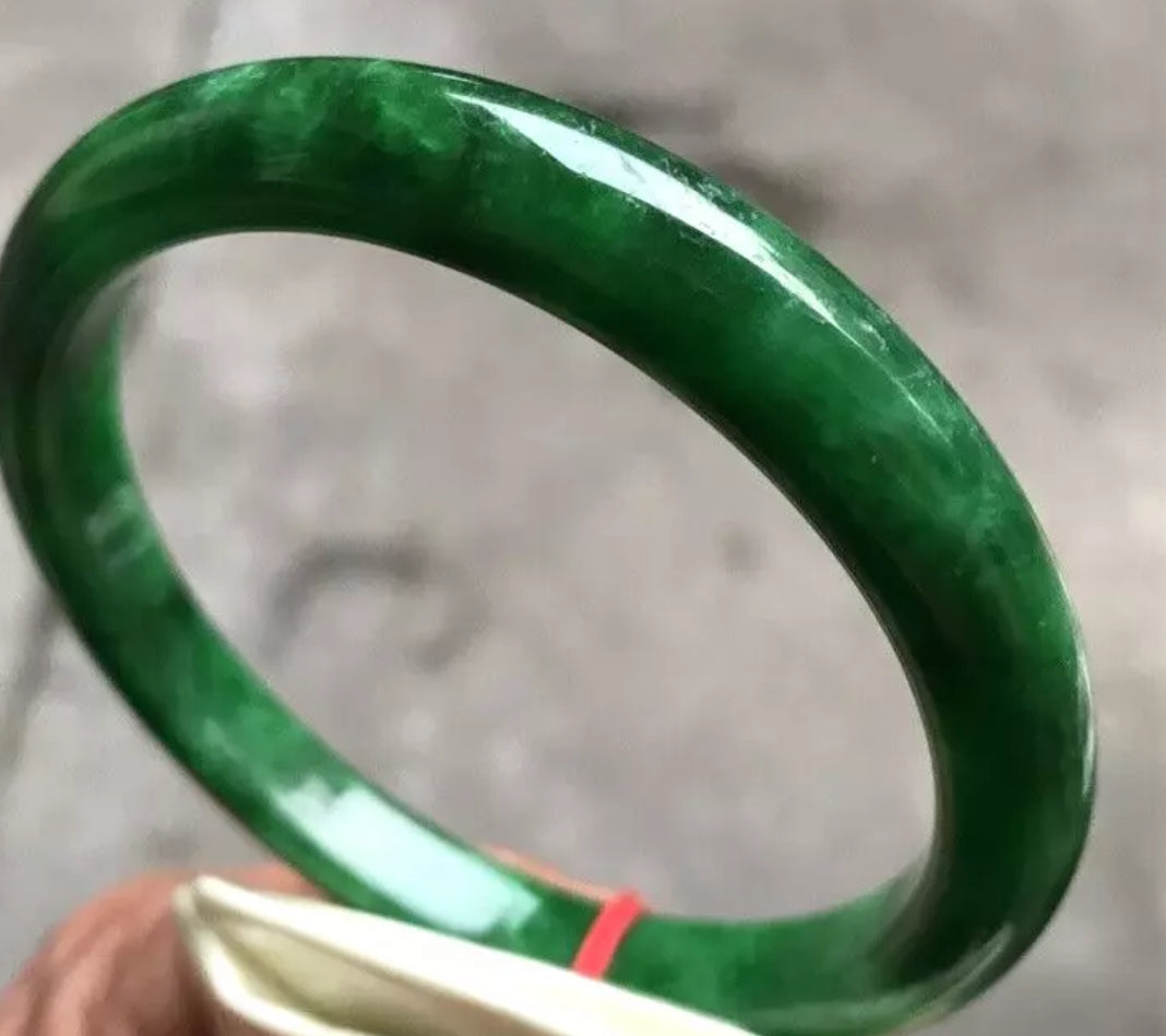 VINTAGE XL Jadeite Emerald Green Jade Bangle Size 65mm U744