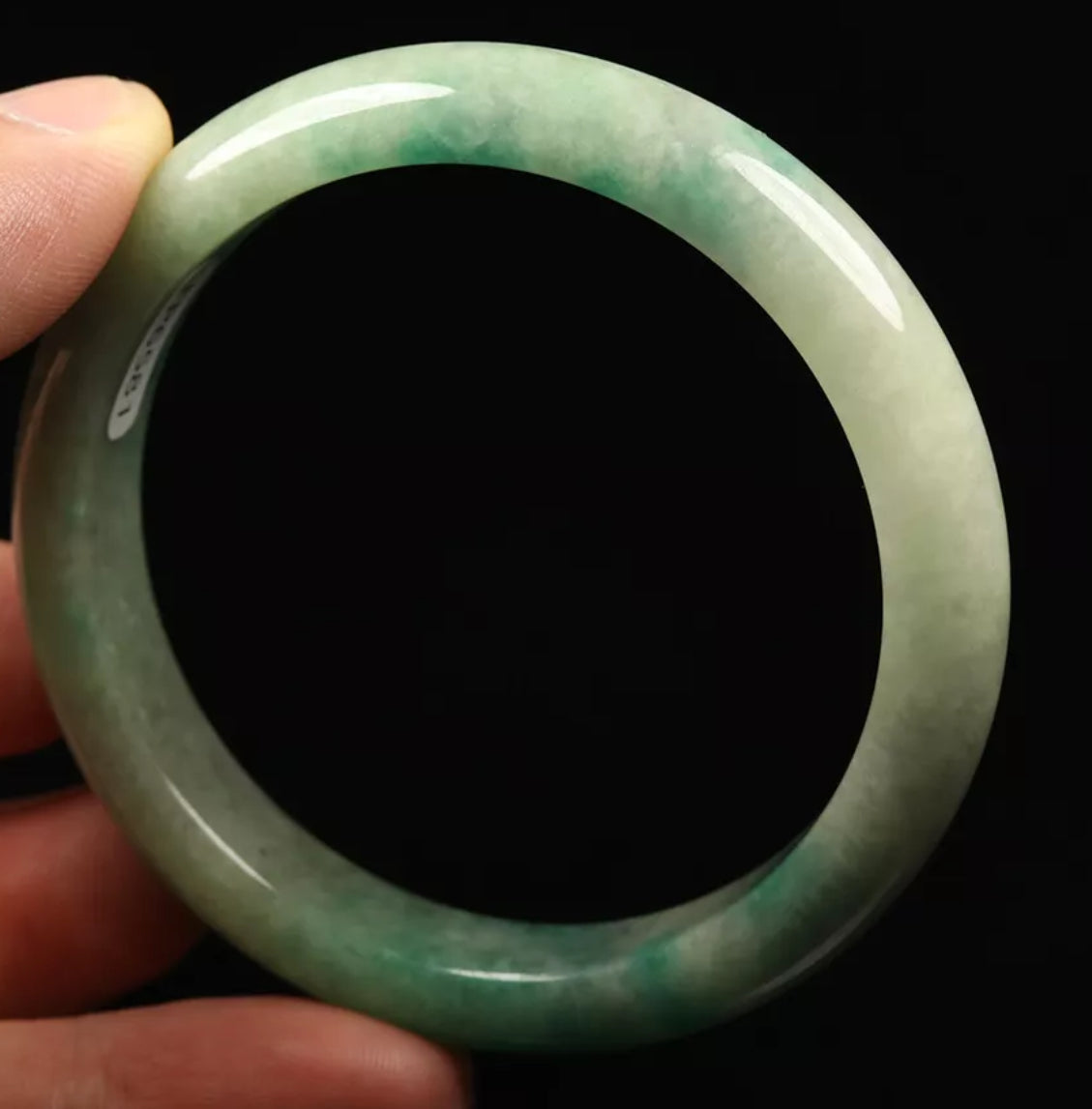 VINTAGE Small Jadeite Green/White Jade Bangle Size 56mm O581 - JazzyJewelbyAmina