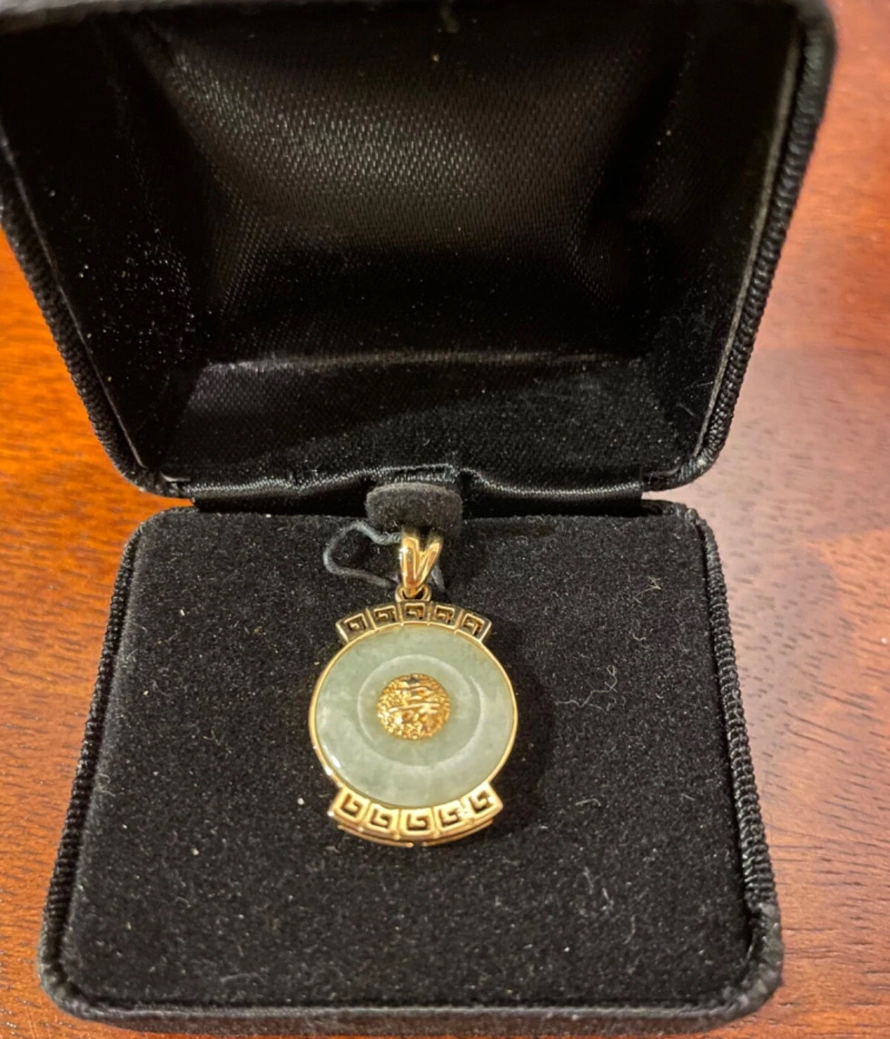 VINTAGE 14k Gold Jade Round Pi Disc Pendant Greek Key - Rare Find!