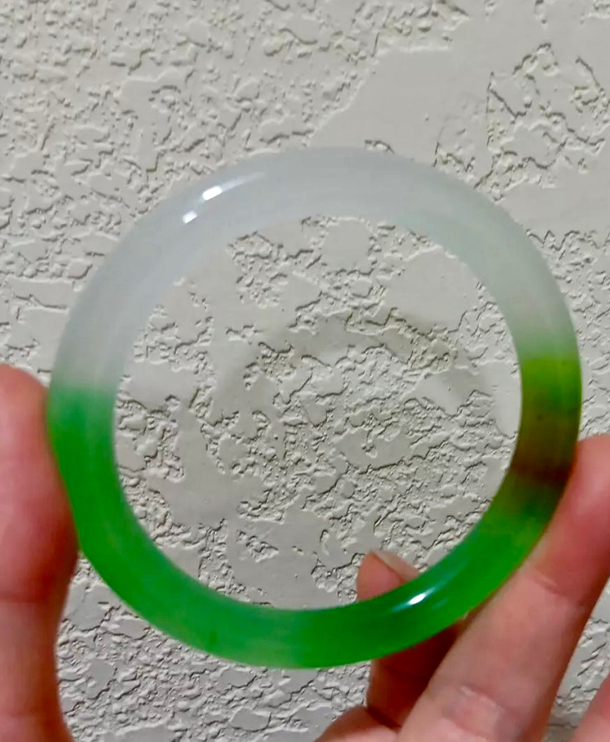 VINTAGE Large Jadeite Green/Lavender Jade Bangle Size 62.8mm Round Princess Cut U605 - JazzyJewelbyAmina