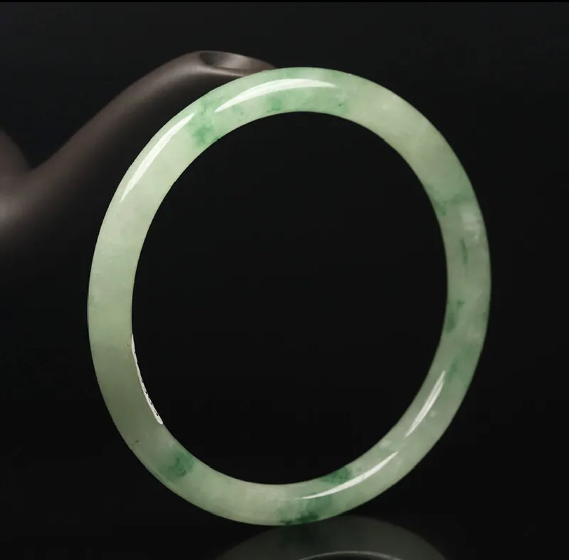VINTAGE Medium Jadeite Green Jade Bangle Round Princess Cut Size 59mm F183 - JazzyJewelbyAmina