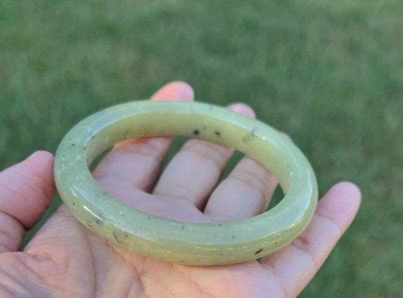 VINTAGE Large Nephrite Yellow/Green Certified Jade Bangle Size 60MM S924