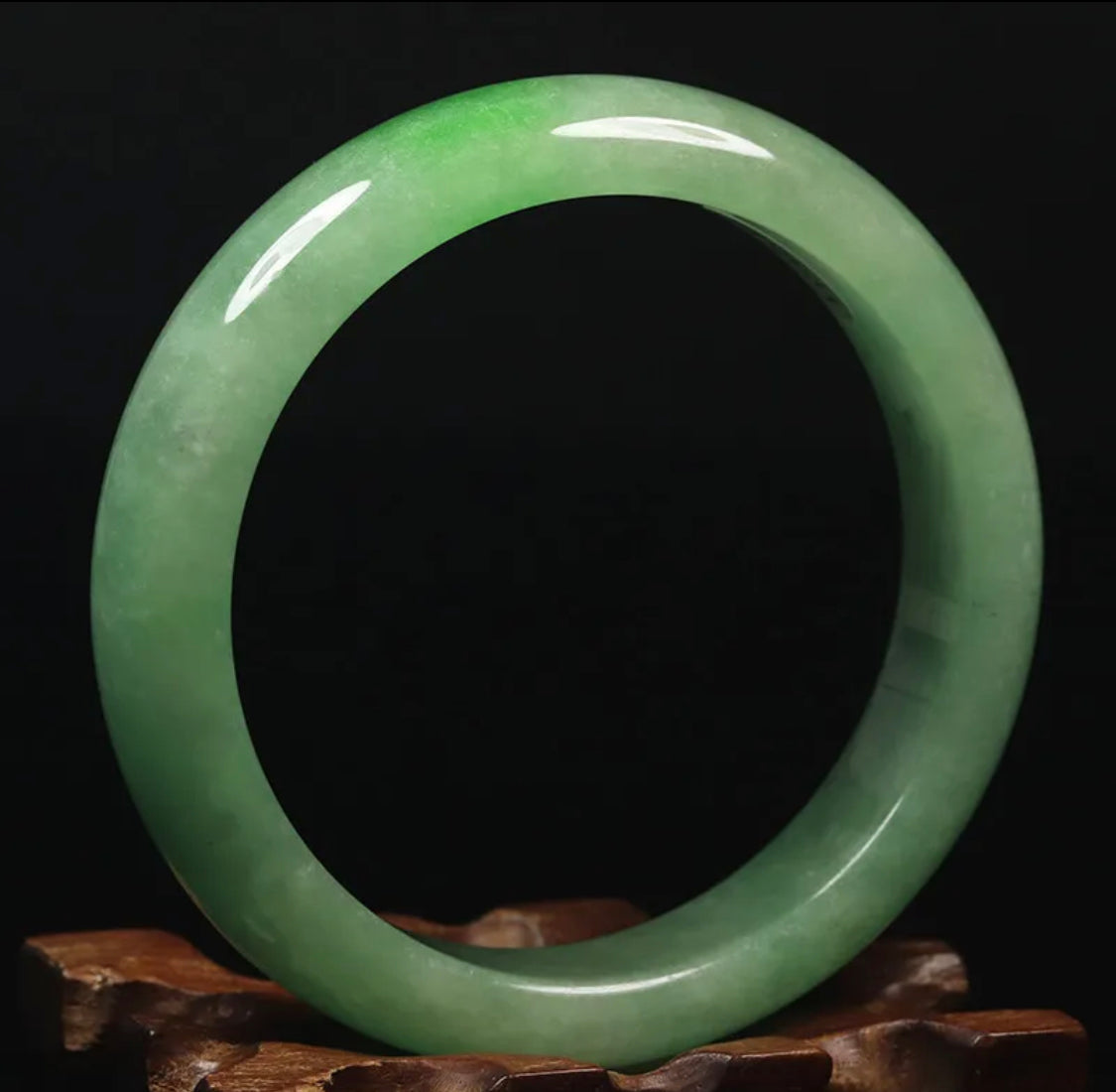 VINTAGE Large Jadeite Green Jade Bangle Size 60mm J743 - JazzyJewelbyAmina