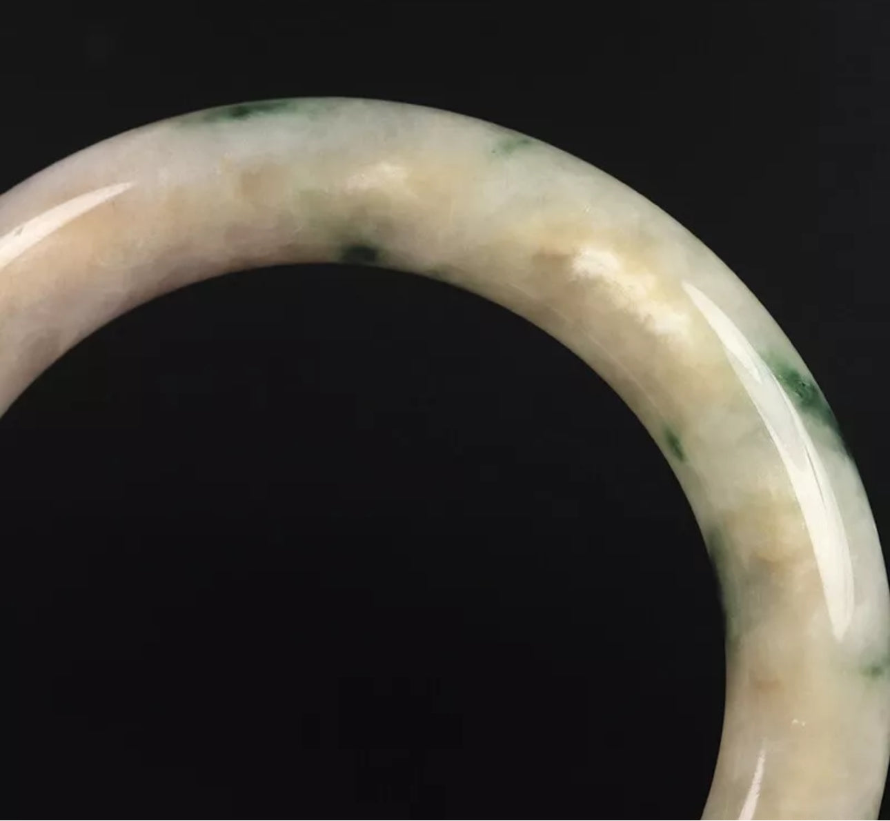 VINTAGE Medium Jadeite White Lavender Jade Bangle Round Princess Cut Size 57mm G404 - JazzyJewelbyAmina