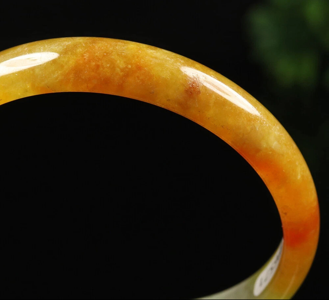 VINTAGE Small Jadeite Brown/Green Jade Bangle Size 56 mm U195