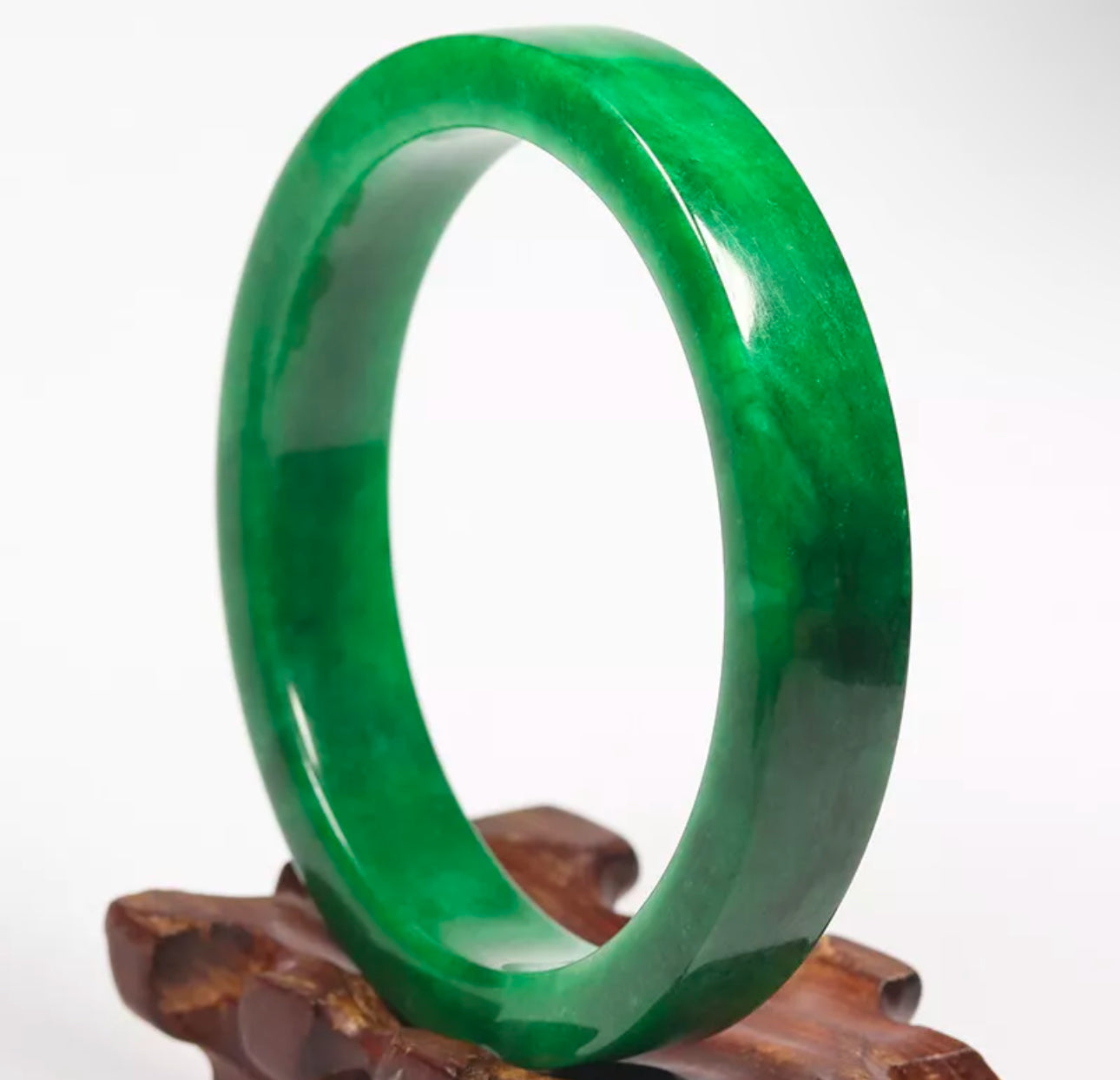 VINTAGE XXL Jadeite Green Jade Bangle Size 67mm Apple Green Jade Square Cut M933 - JazzyJewelbyAmina