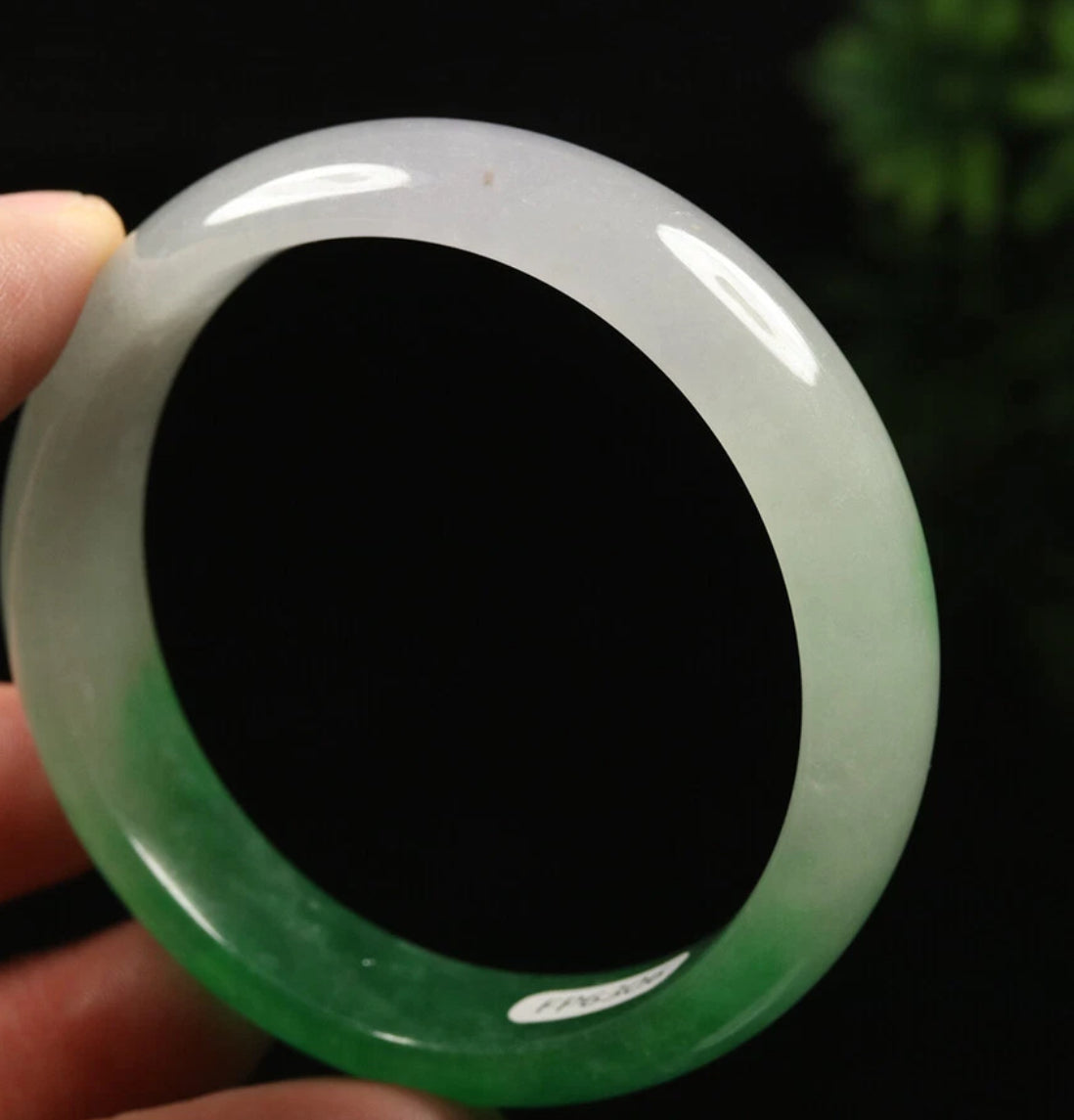 VINTAGE Small Jadeite Green/Lavender Jade Bangle Size 56 MM White Lavender ICY Jade! G665 - JazzyJewelbyAmina