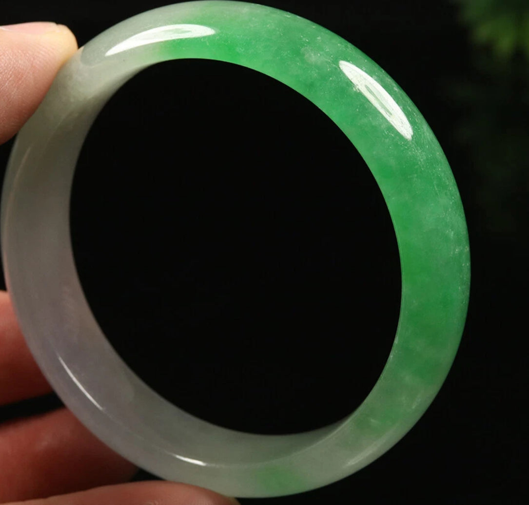 VINTAGE Small Jadeite Green/Lavender Jade Bangle Size 56 MM White Lavender ICY Jade! G665 - JazzyJewelbyAmina