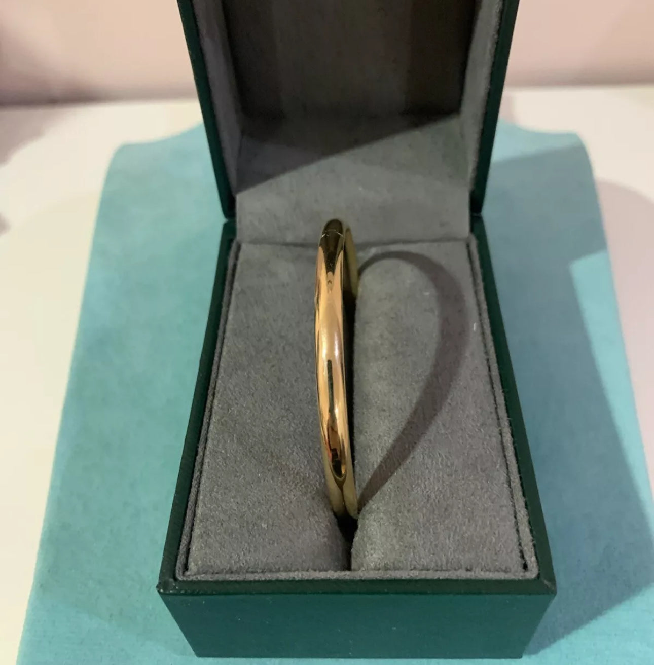 VINTAGE Owned 14k Yellow Gold Hinged Bangle Bracelet 2.5” (RCI 14k Stamped)
