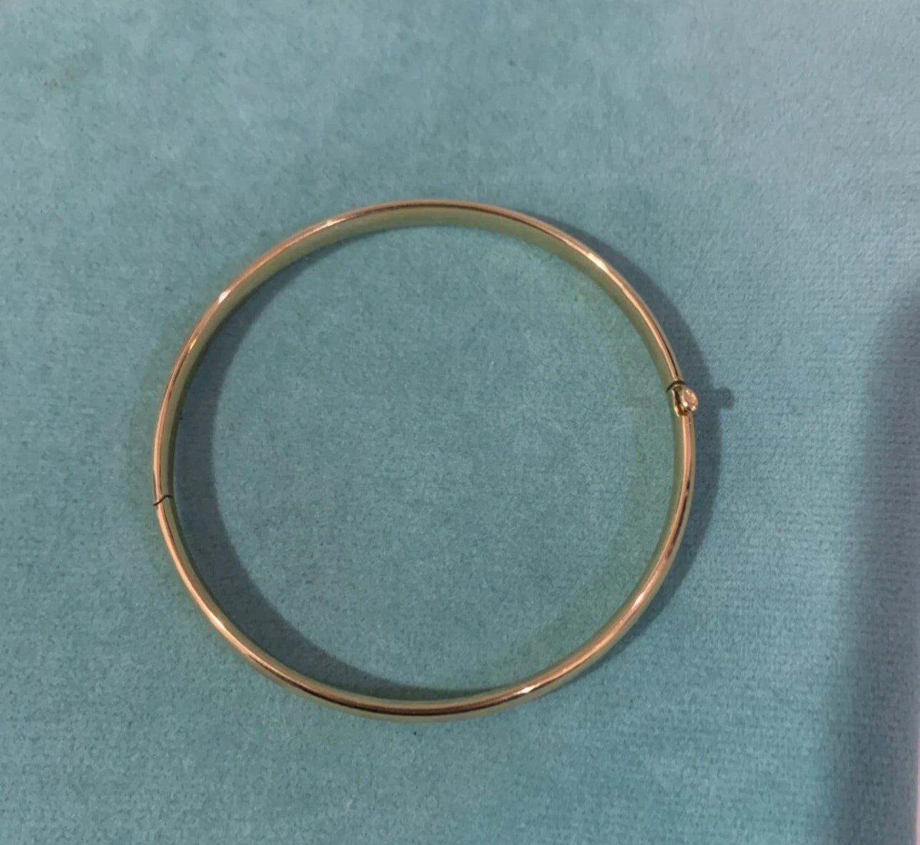 VINTAGE Owned 14k Yellow Gold Hinged Bangle Bracelet 2.5” (RCI 14k Stamped)