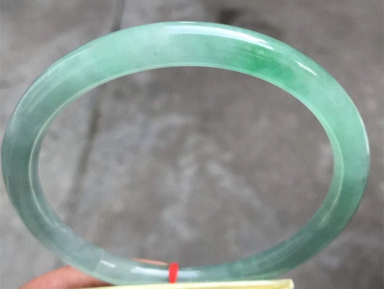 VINTAGE XXL Jadeite Green Jade Bangle Round Princess Cut Size 78MM Unique Thin Jade G813 - JazzyJewelbyAmina