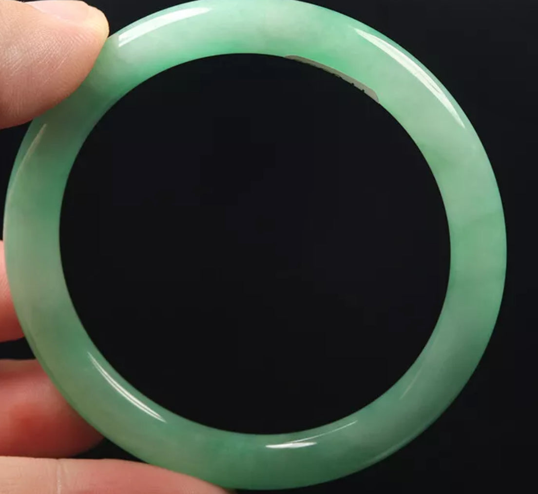 VINTAGE Medium Jadeite Green Jade Bangle Size 57mm S355 - JazzyJewelbyAmina