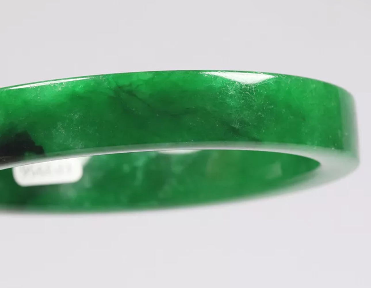 VINTAGE XXL Jadeite Green Jade Bangle Size 67mm Emerald Green O965 - JazzyJewelbyAmina