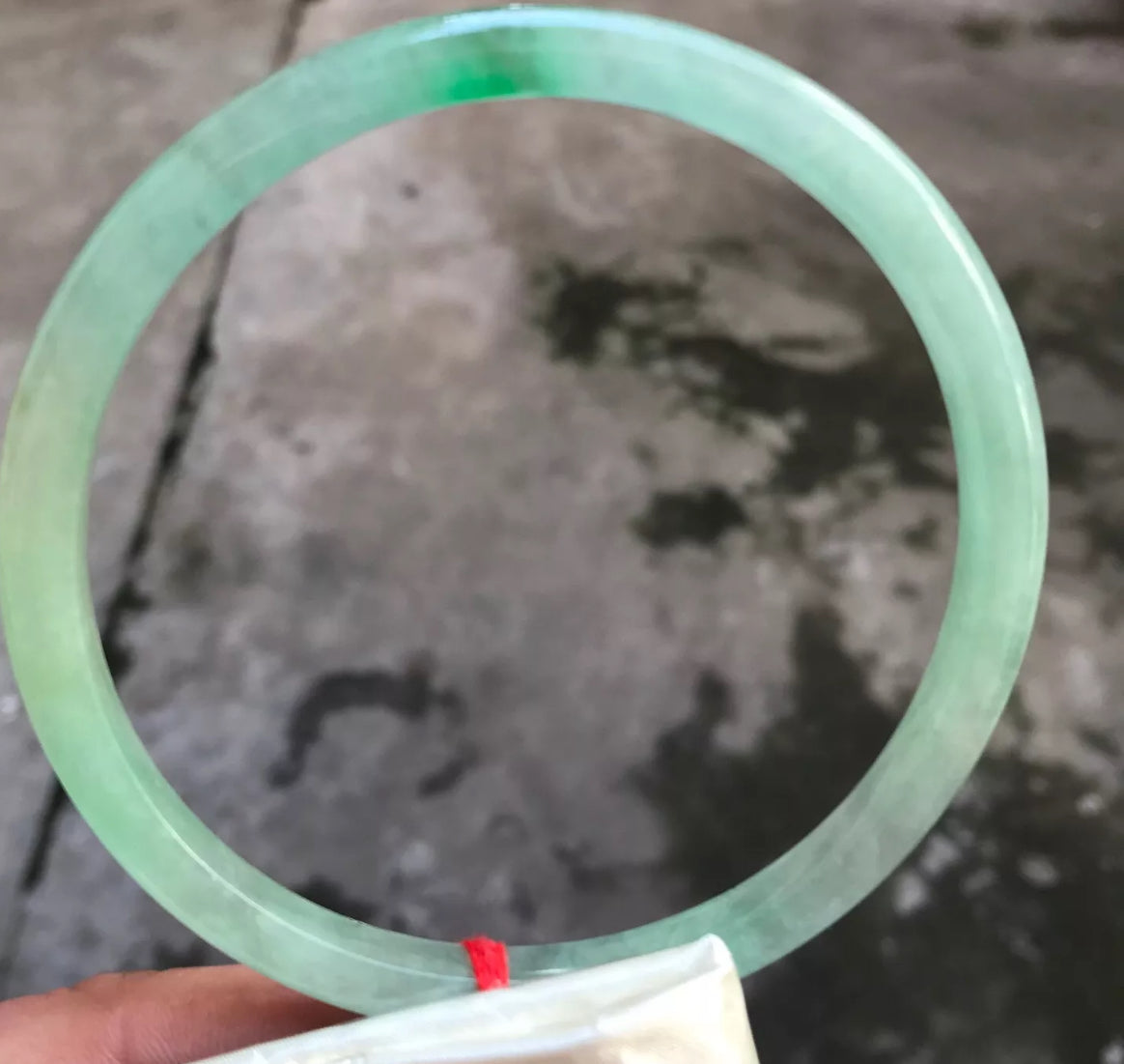 VINTAGE XXL Jadeite Green Jade Bangle Size 74.5 mm D363 - JazzyJewelbyAmina