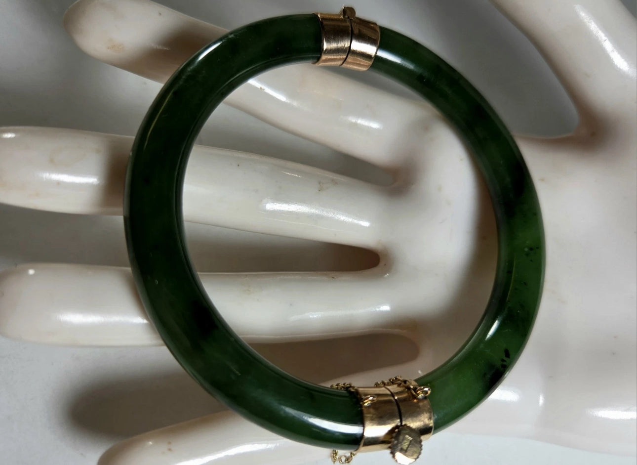 VINTAGE Owned 14K Yellow Gold Jadeite Deep Green Jade Bangle Hinged w/ Closure 7”Inner Diameter U0607 - JazzyJewelbyAmina