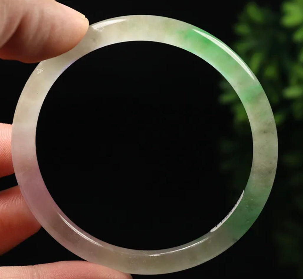 VINTAGE Medium Jadeite Green/Lavender Jade Bangle Size 59mm Round Princess Thin Cut - Icy Jade Piece J021 - JazzyJewelbyAmina
