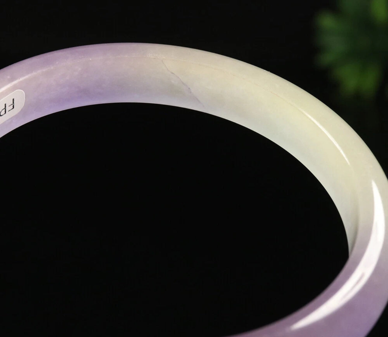 VINTAGE Large Jadeite Lavender Icy Jade Bangle Size 61mm A715