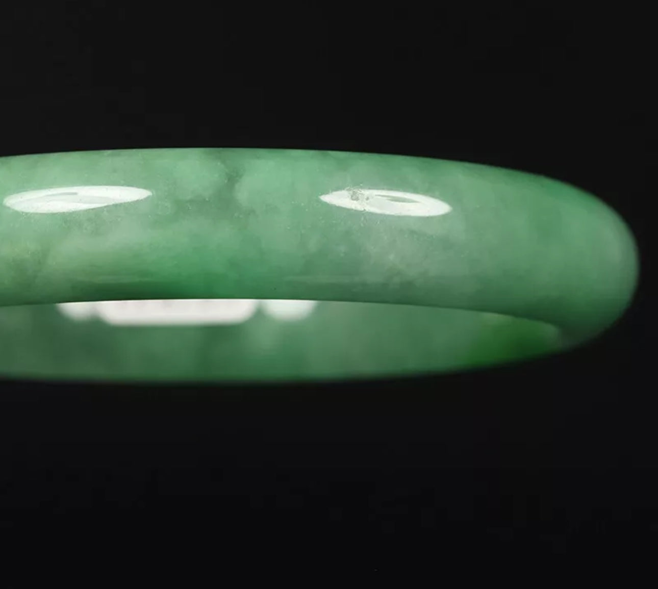 VINTAGE Large Jadeite Green Jade Bangle Size 60mm A631 Pop Green! - JazzyJewelbyAmina