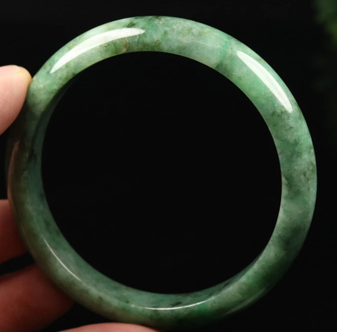 VINTAGE Large Certified Jadeite Green Jade Bangle Size 62 MM S063