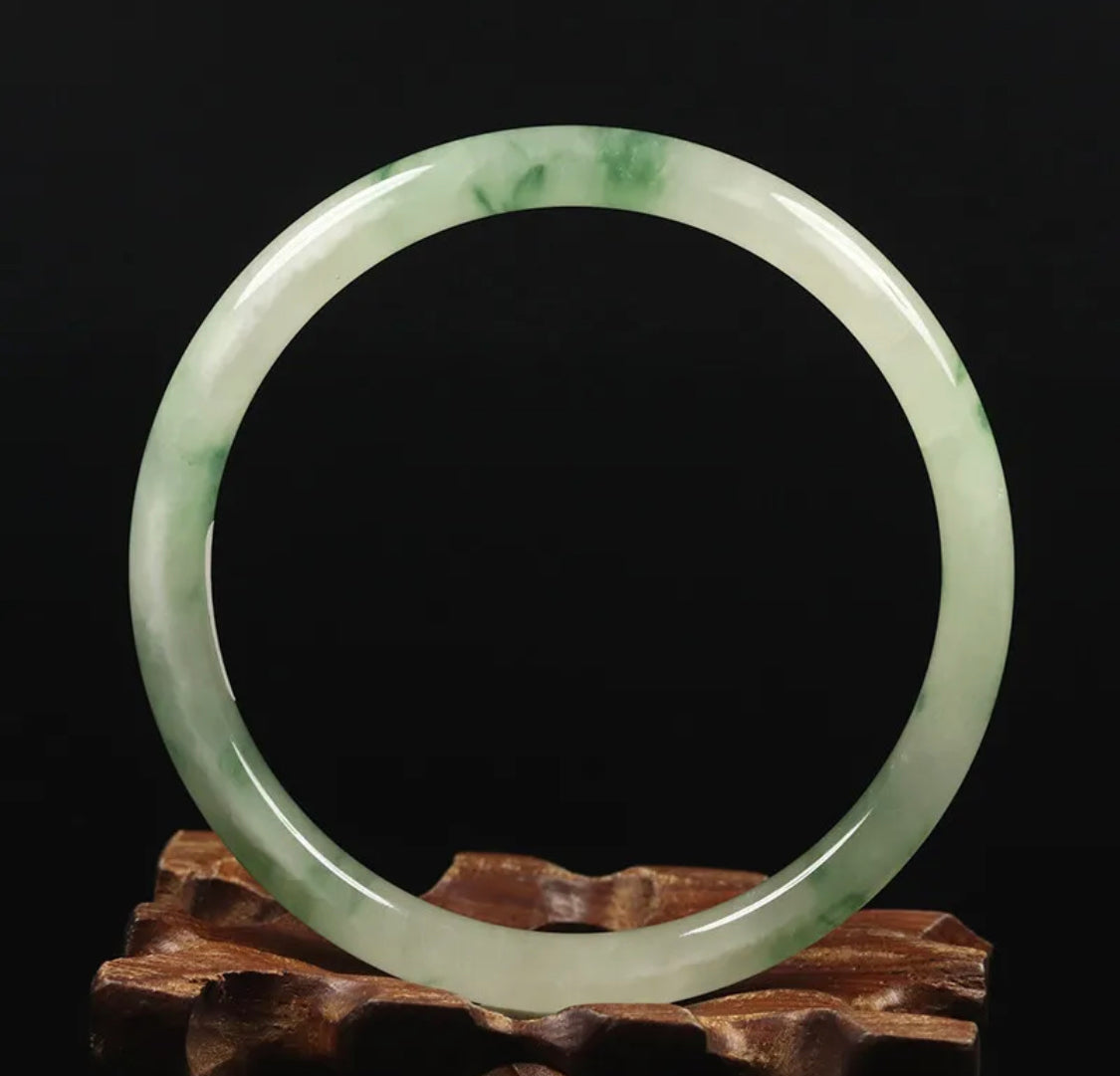 VINTAGE Medium Jadeite Green Marbled Jade Bangle Round Princess Cut - Icy Size 59mm J161 - JazzyJewelbyAmina