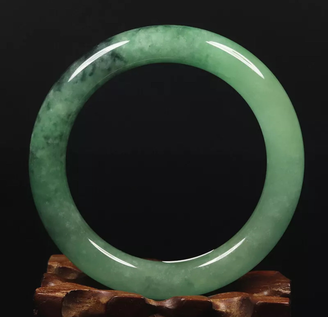 VINTAGE Small Jadeite Green Jade Bangle-Round Princess Chunky Cut Size 56mm M585 - JazzyJewelbyAmina