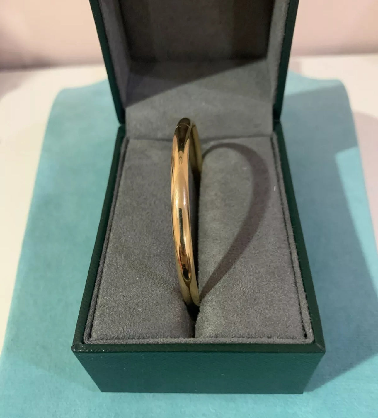 VINTAGE Owned 14k Yellow Gold Hinged Bangle Bracelet 2.5” (RCI 14k Stamped)