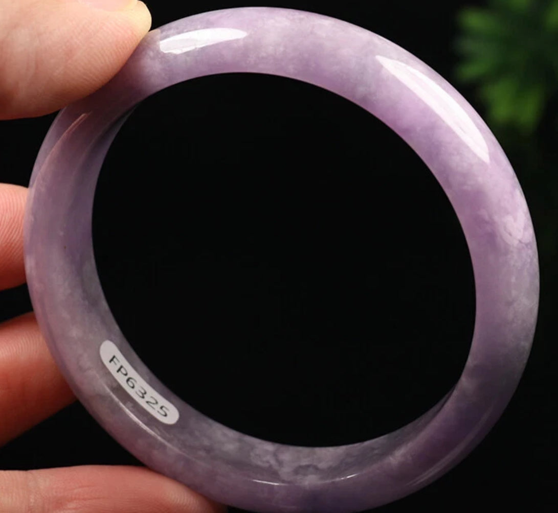VINTAGE Medium Jadeite Lavender Jade Bangle Size 57 MM Rich Lavender Jade Shade G703 - JazzyJewelbyAmina