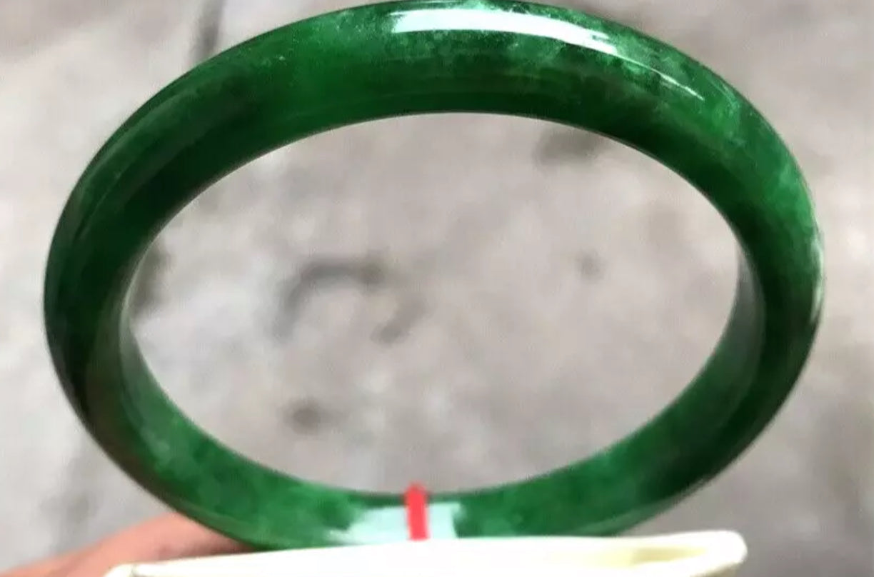 VINTAGE XL Jadeite Emerald Green Jade Bangle Size 65mm U744