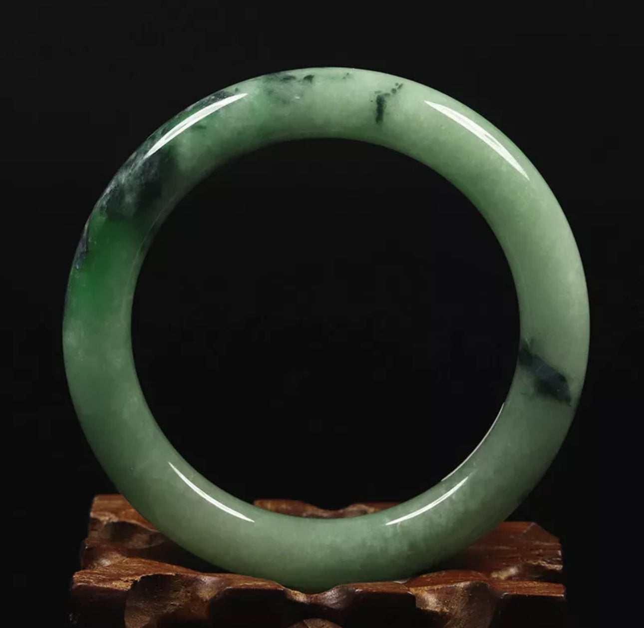 VINTAGE Small Jadeite Green Jade Bangle Size 56mm Round Princess Cut O907 - JazzyJewelbyAmina