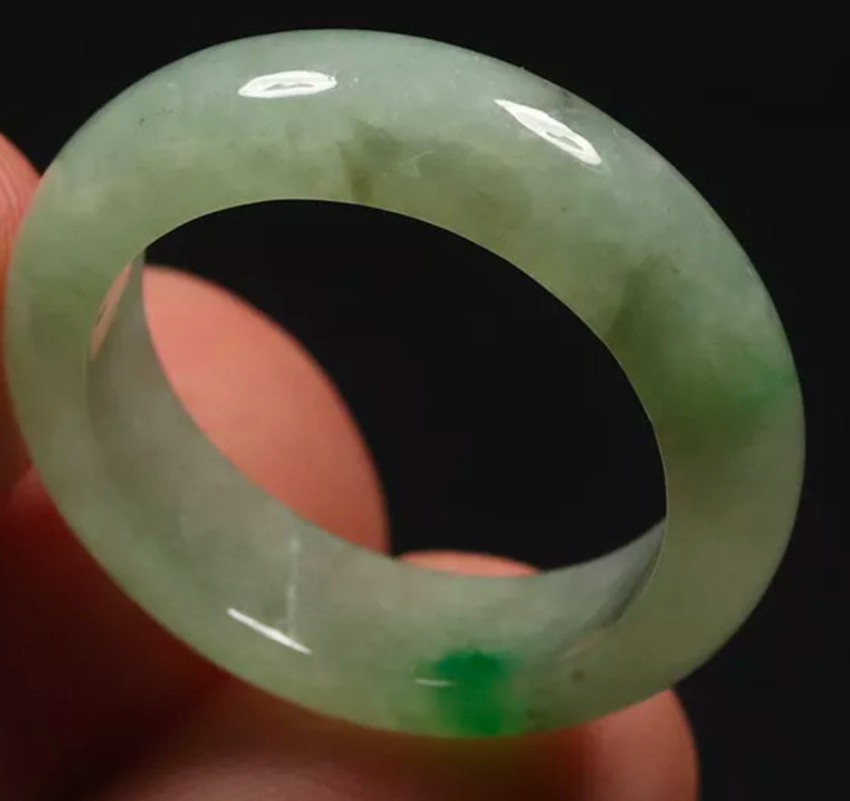 VINTAGE Medium Jadeite Green Jade Ring Certified Size 7.75 mm US R527 - JazzyJewelbyAmina