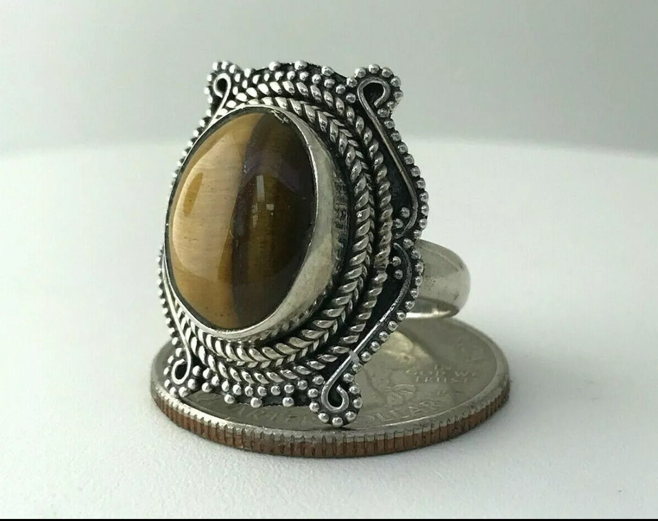 VINTAGE Tiger’s Eye Cabochon Ring Sterling Silver 925 Size 6 US - JazzyJewelbyAmina