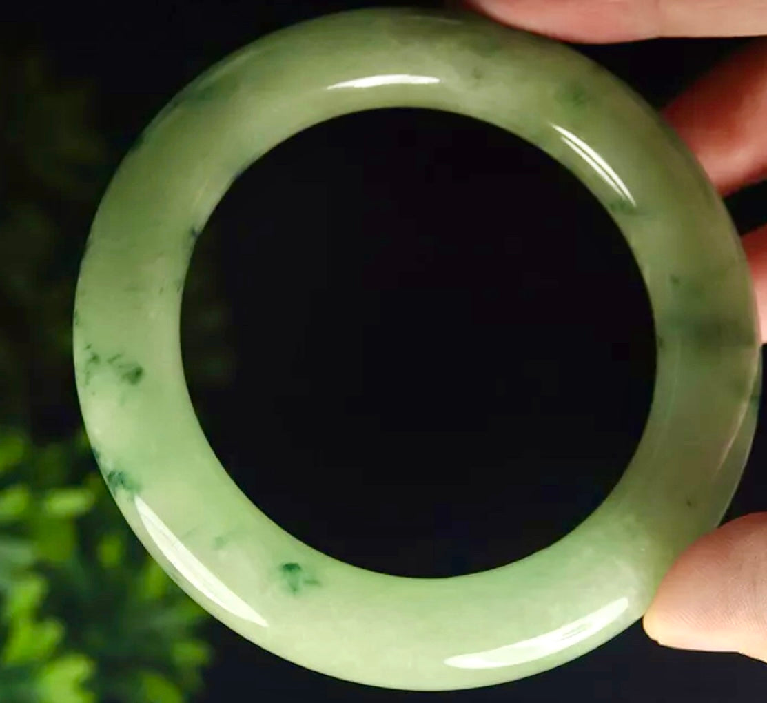 VINTAGE Large Jadeite Green Jade Bane Size 60mm Round Princess Chunky Cut S245 - JazzyJewelbyAmina