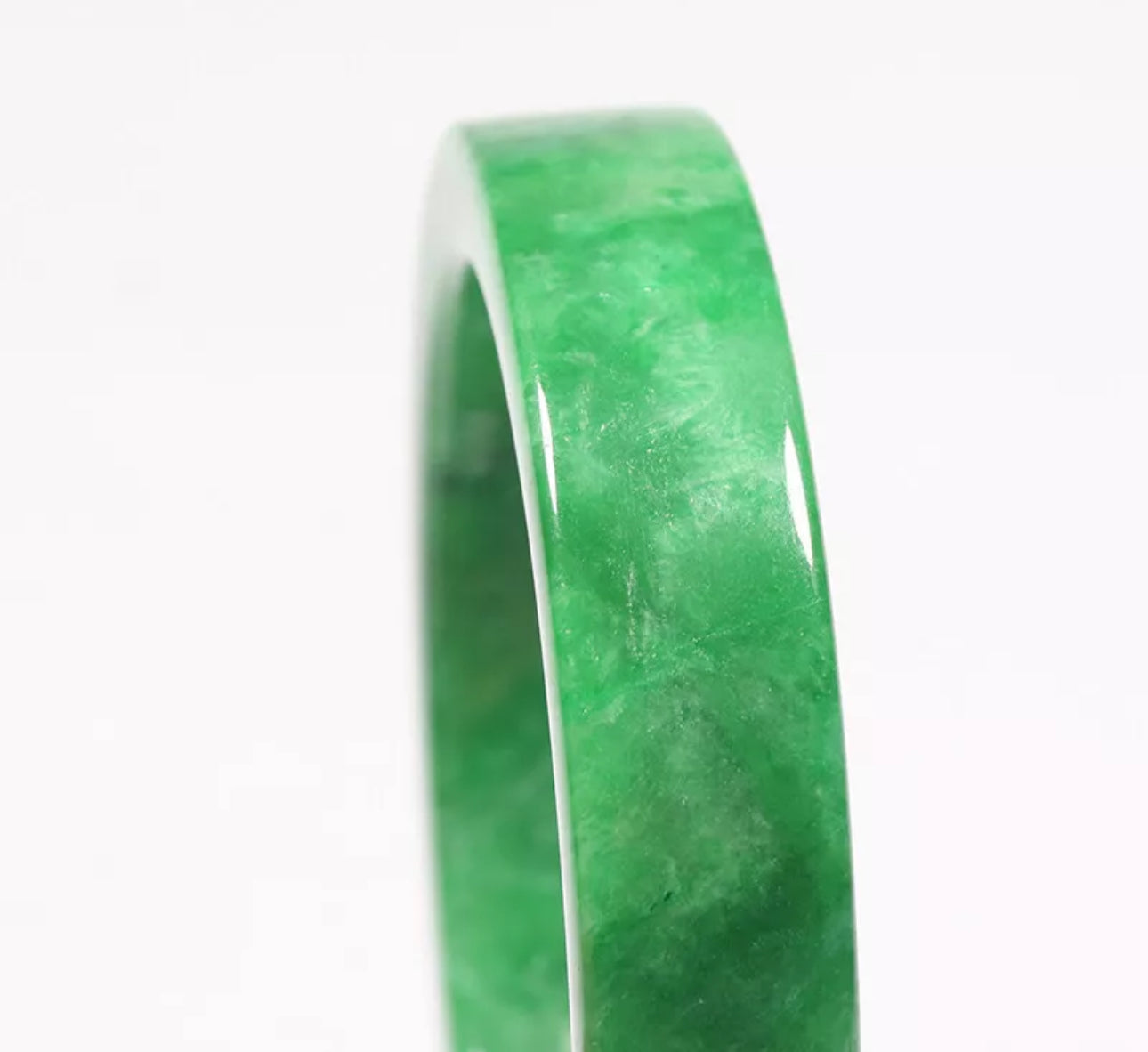 VINTAGE XXL Jadeite Green Jade Bangle Square Cut Size 67mm D989 - JazzyJewelbyAmina