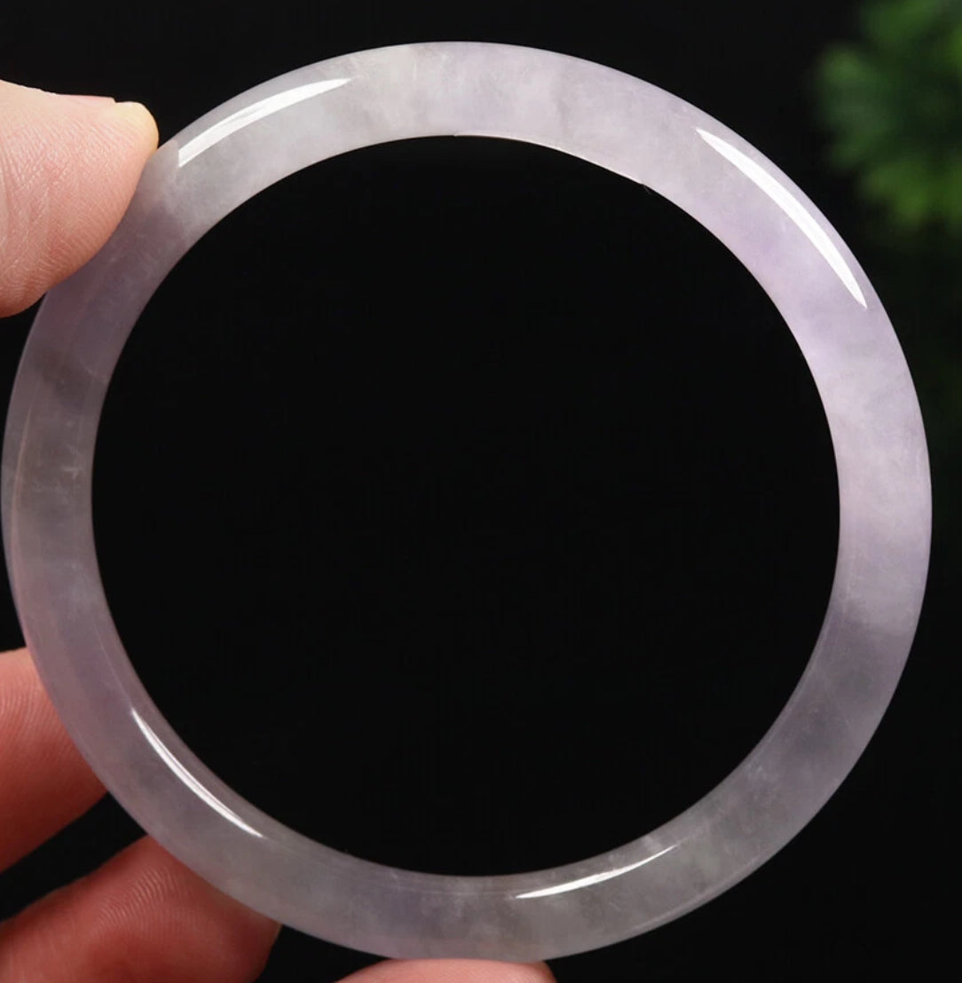 VINTAGE Medium Jadeite Lavender Jade Bangle Size 58MM Round Princess Thin Cut S127 - JazzyJewelbyAmina