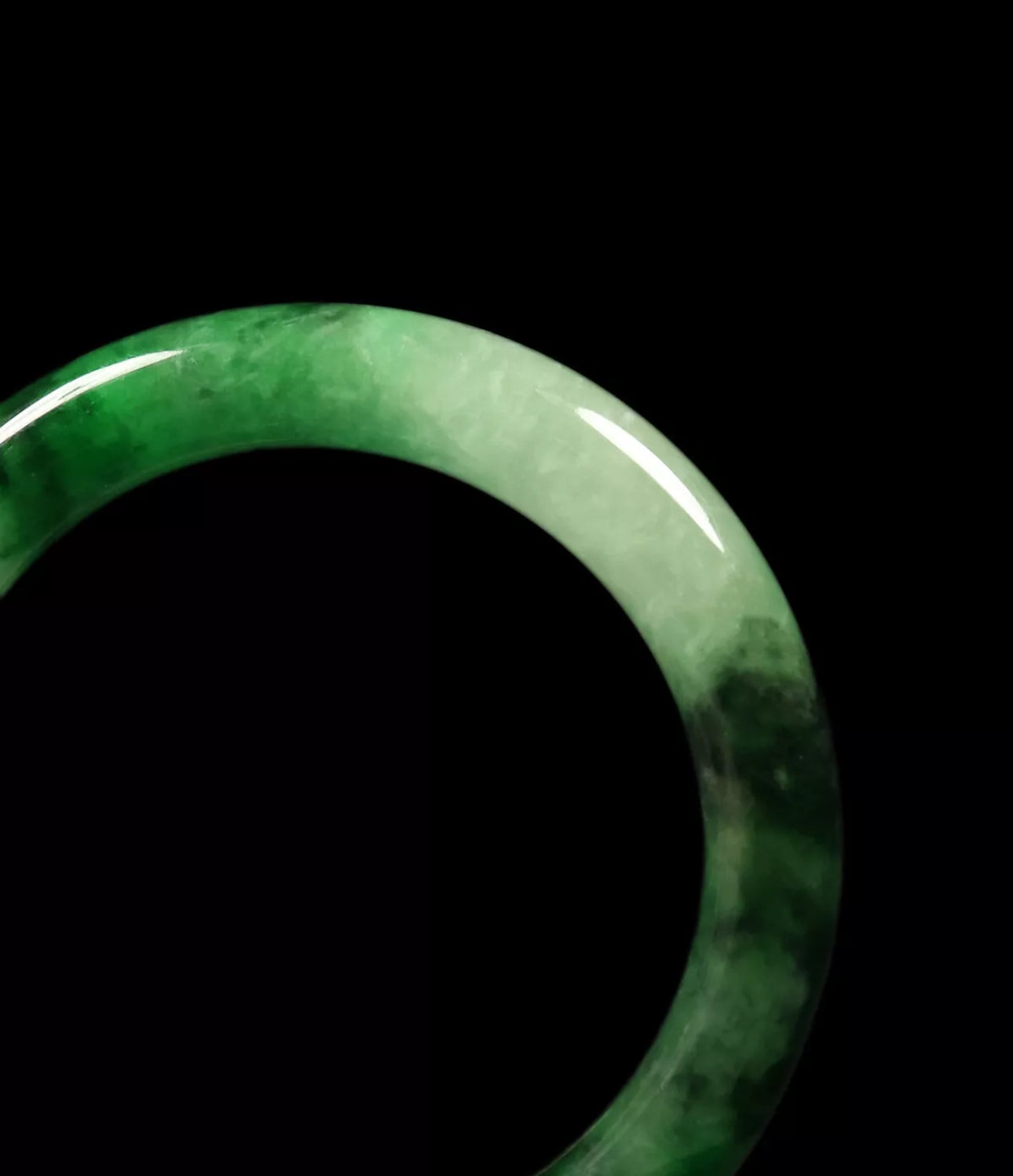 VINTAGE Large Jadeite Green Jade Bangle Size 61mm Round Chunky Cut! A319 - JazzyJewelbyAmina