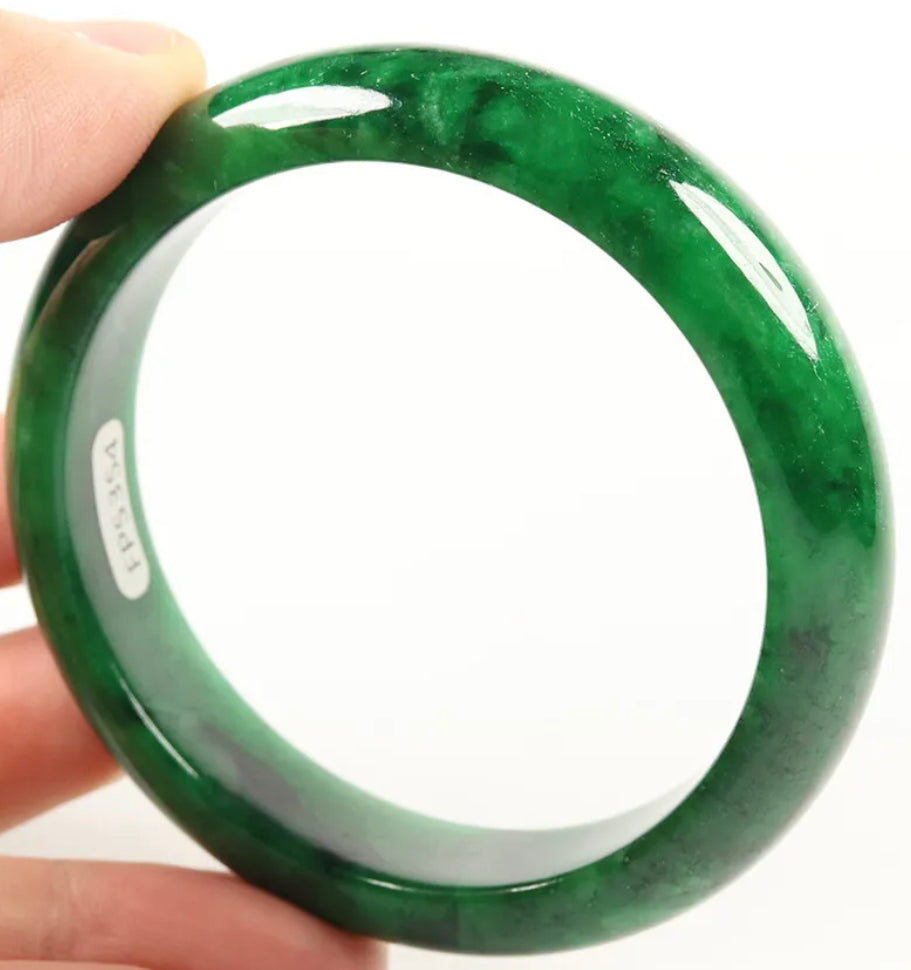 VINTAGE Medium Jadeite Green Jade Bangle Size 58mm F761 - JazzyJewelbyAmina