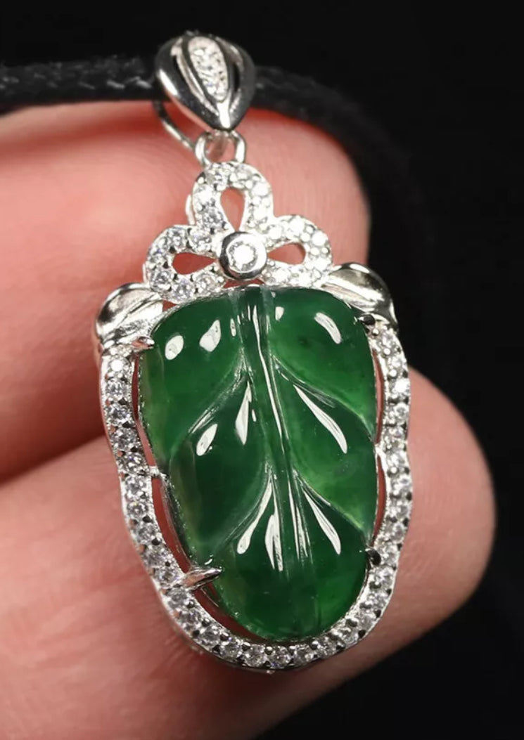 VINTAGE Jadeite Green Jade Leaf w/ 925 Sterling Silver Bail/Setting - JazzyJewelbyAmina